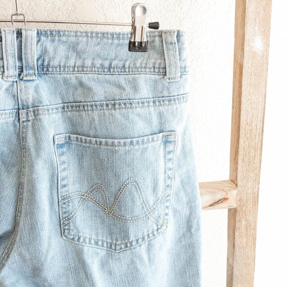 New York & Company Cropped Straight Leg Jeans Size 12 Light Wash Denim - Picture 8 of 8